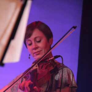 ali monaghan playing irish fiddle